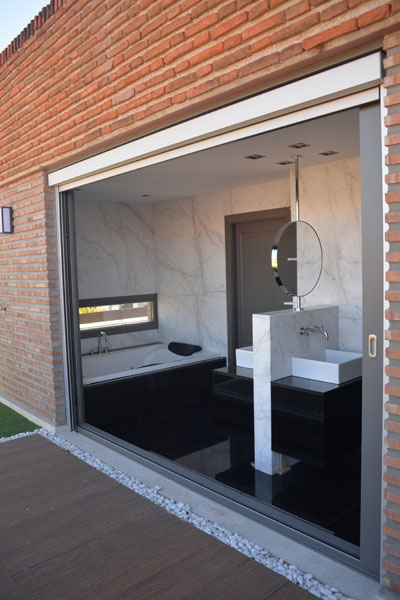 09-detalle-baño-atico-el-viso-madrid-arquitectos-savorelli-noguerales-SN